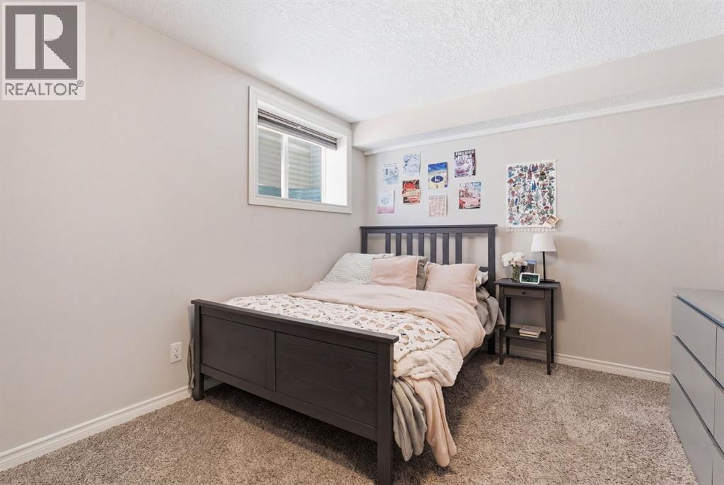 12 Crystal Shores Place, Okotoks, Alberta  T1S 2G3 - Photo 33 - A2302441