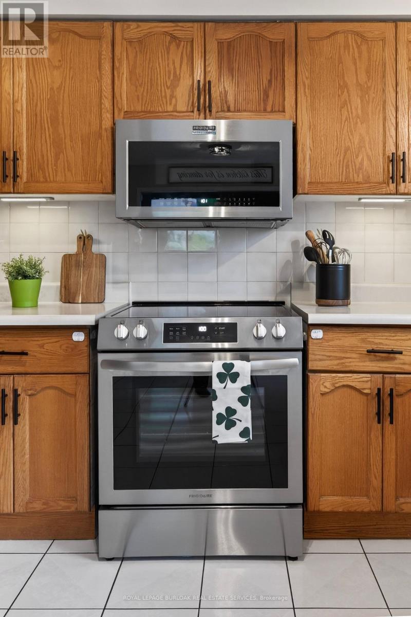 189 Templemead Drive, Hamilton, Ontario  L8W 2W1 - Photo 12 - X13013830