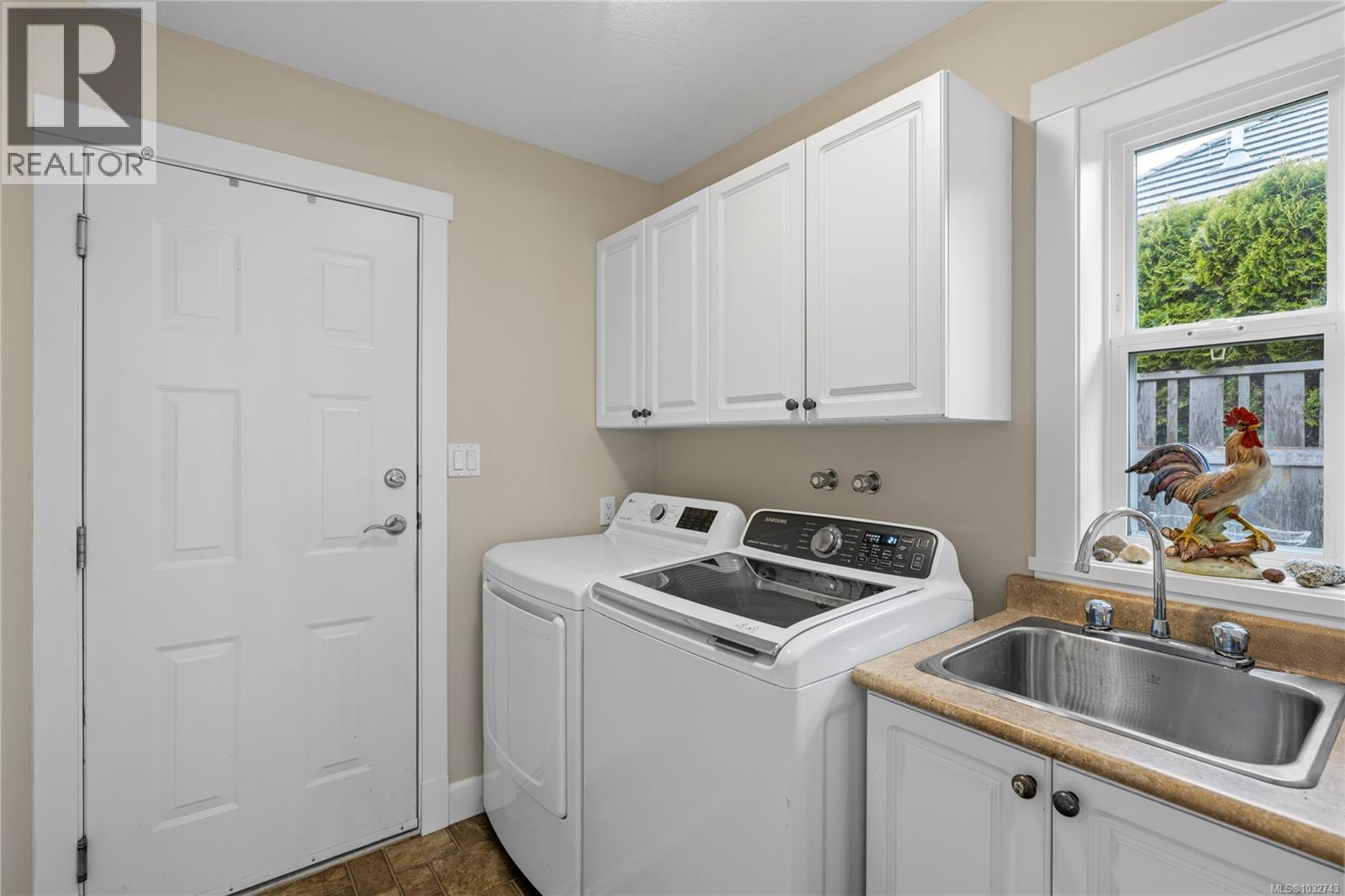 588 Viking Way, French Creek, British Columbia  V9P 2Z5 - Photo 13 - 1032743