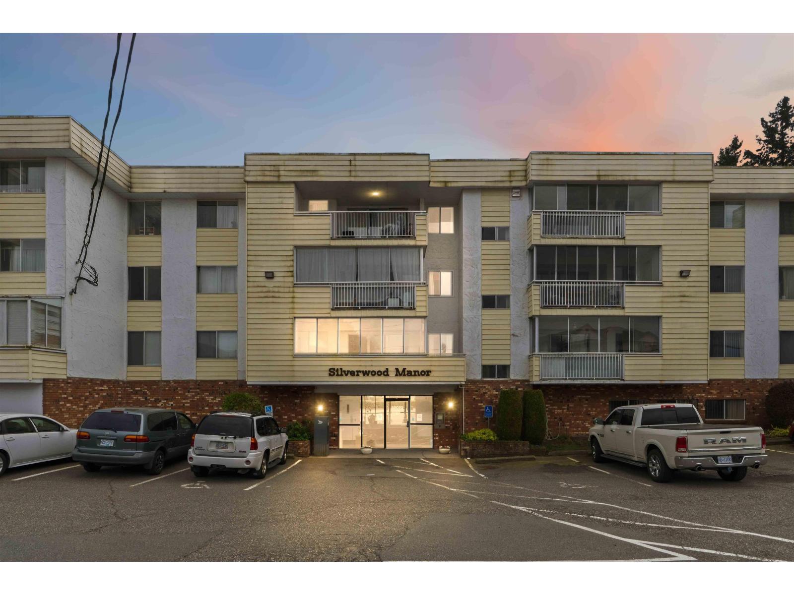 207 32070 Peardonville Road, Abbotsford, British Columbia  V2T 6N9 - Photo 2 - R3113182