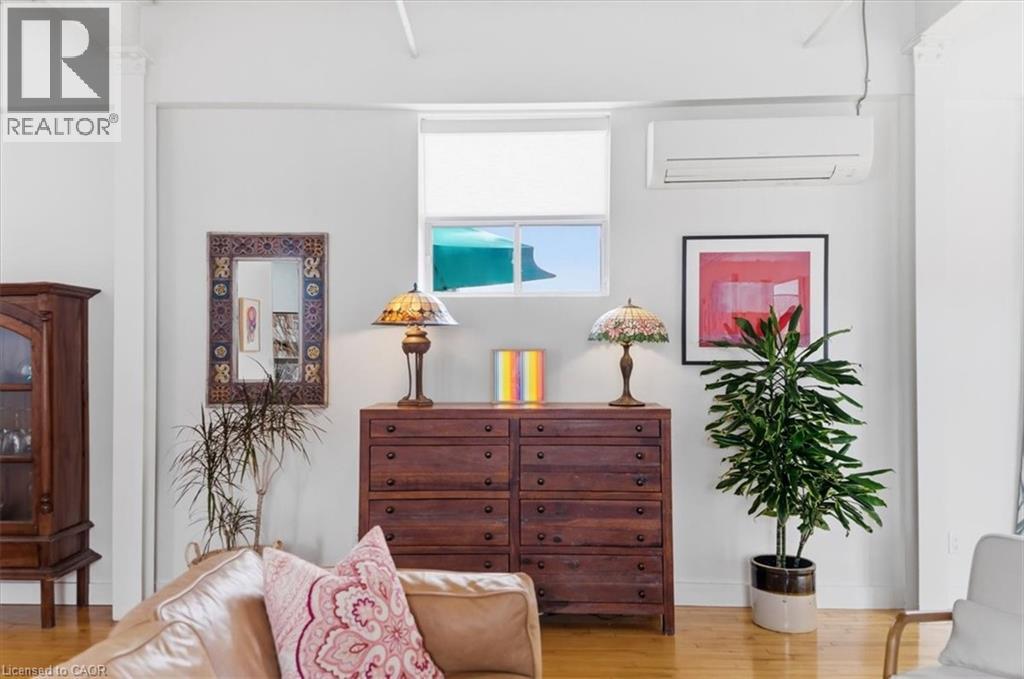 326 Carlaw Avenue Unit# 211, Toronto, Ontario  M4M 3N8 - Photo 6 - 40822250