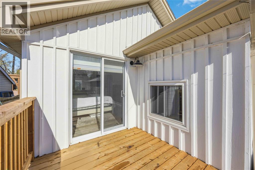 27 Alice Street, Point Edward, Ontario  N7V 1N4 - Photo 23 - 26008703