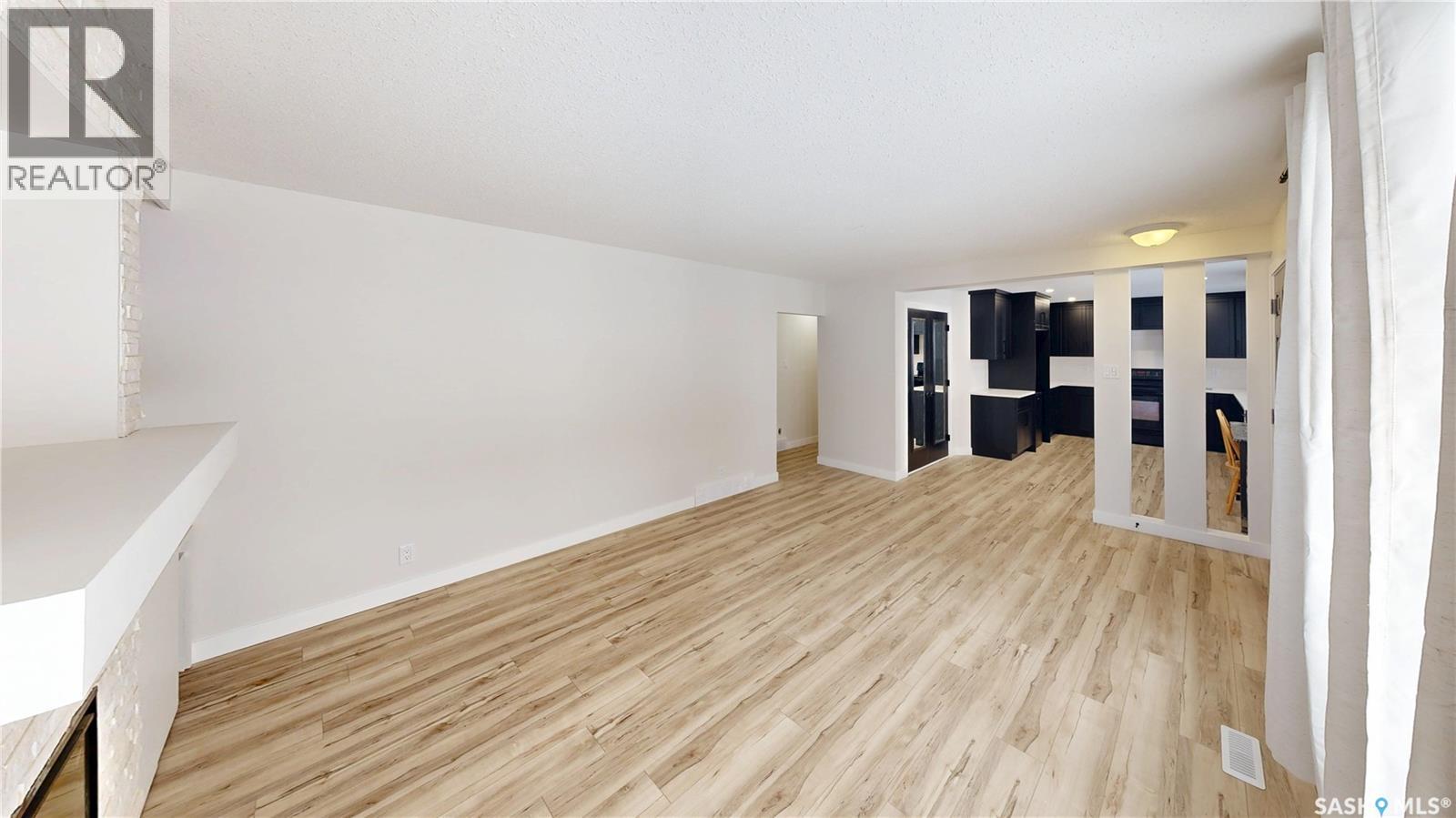 1511 8th Avenue N, Regina, Saskatchewan  S4R 0G2 - Photo 5 - SK033498