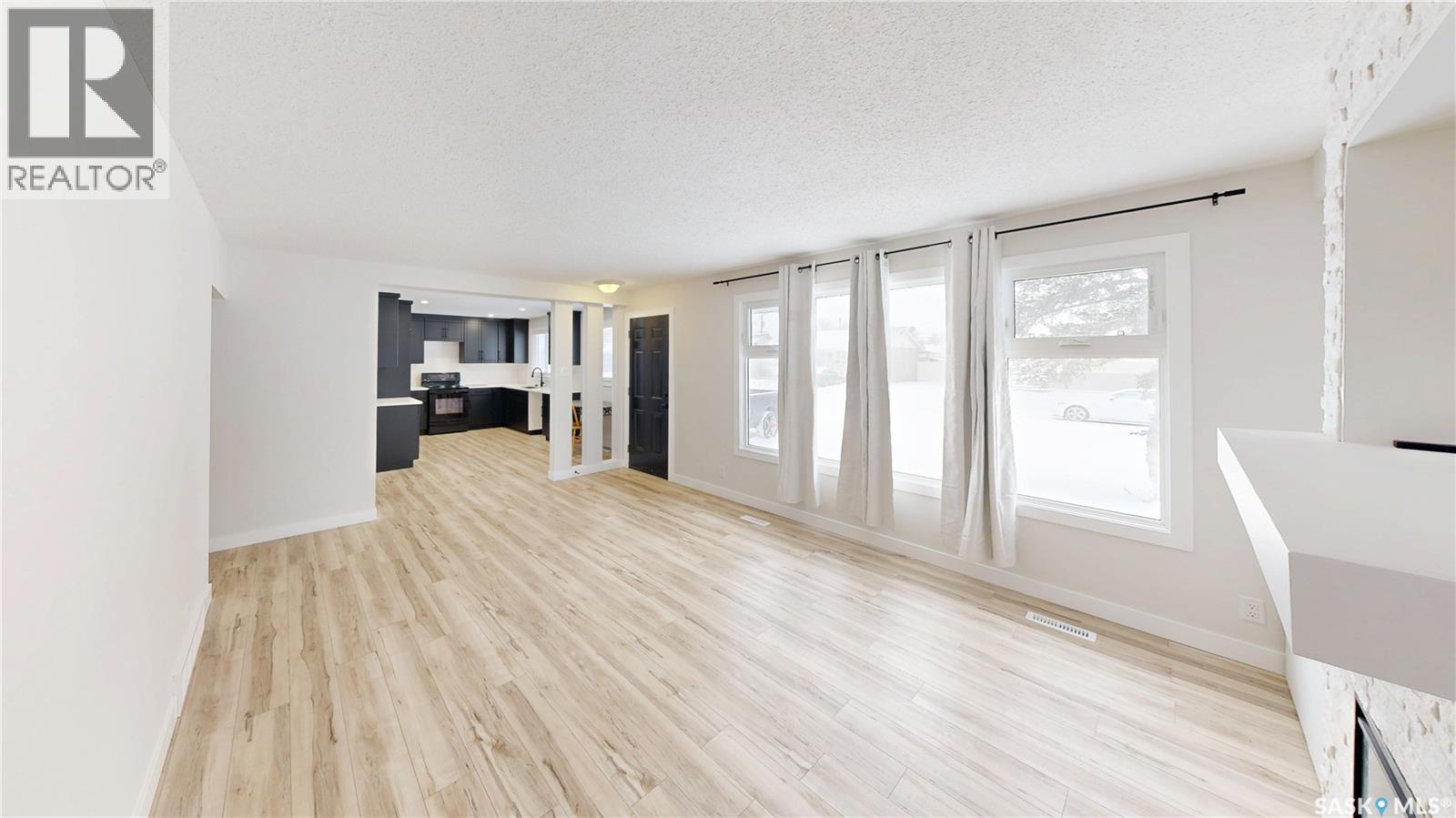 1511 8th Avenue N, Regina, Saskatchewan  S4R 0G2 - Photo 6 - SK033498