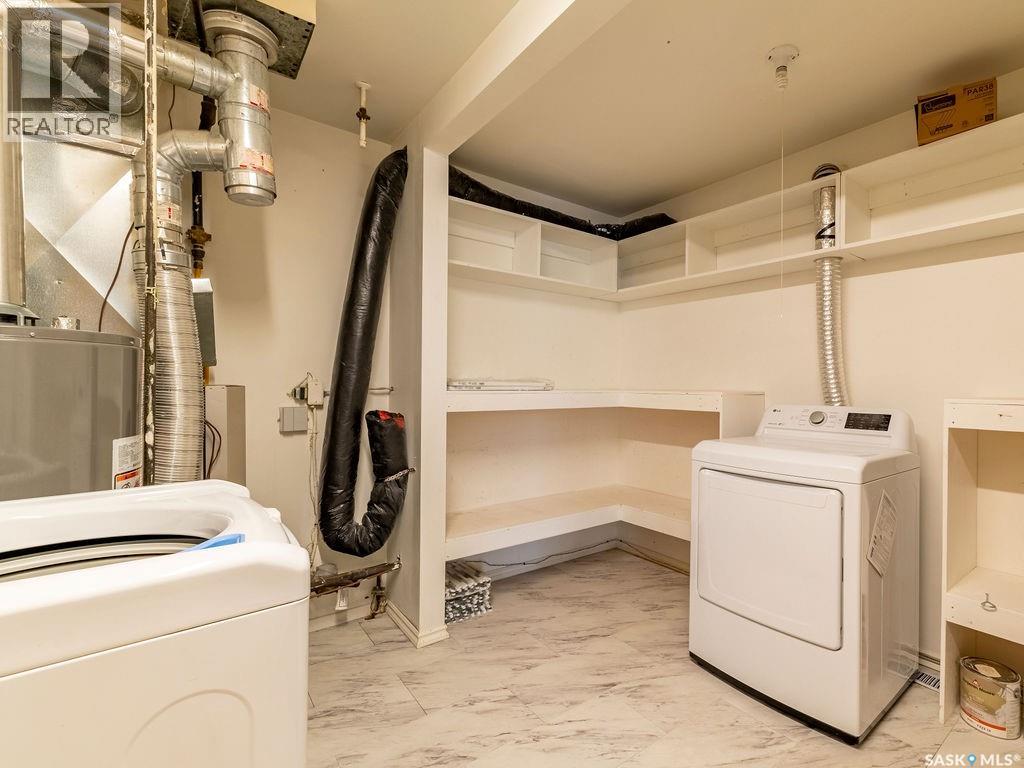 2518 Tomlinson Crescent, Saskatoon, Saskatchewan  S7L 3N2 - Photo 19 - SK033362