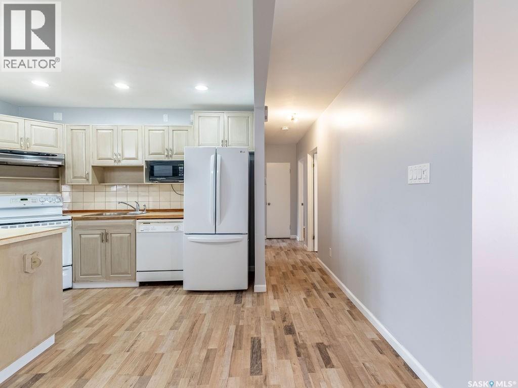 2518 Tomlinson Crescent, Saskatoon, Saskatchewan  S7L 3N2 - Photo 21 - SK033362