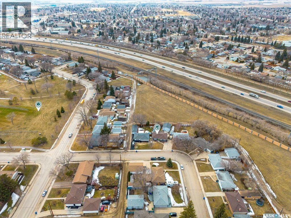 2518 Tomlinson Crescent, Saskatoon, Saskatchewan  S7L 3N2 - Photo 43 - SK033362