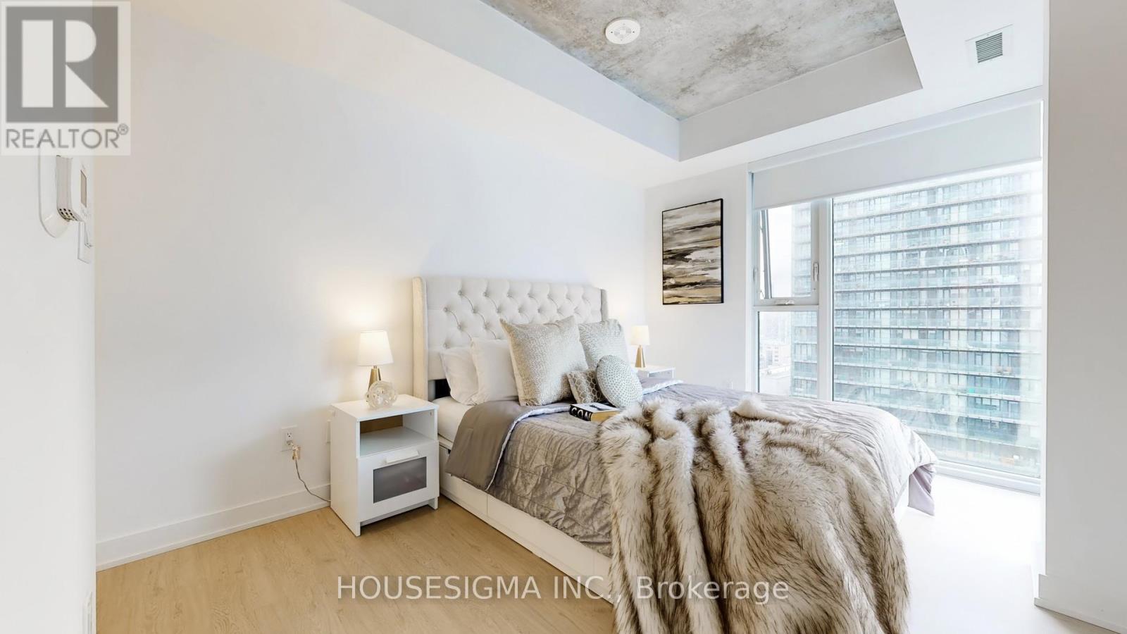 1404 - 65 Mutual Street, Toronto, Ontario  M5B 0E5 - Photo 17 - C13000688