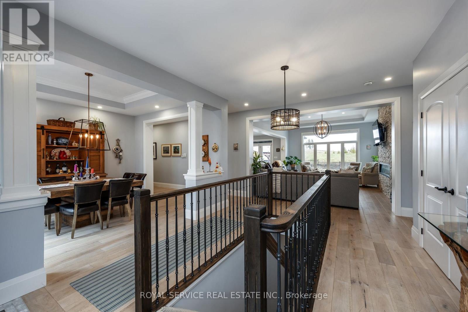 28 Rustlewood Avenue, Kawartha Lakes, Ontario  L0A 1A0 - Photo 3 - X12895024