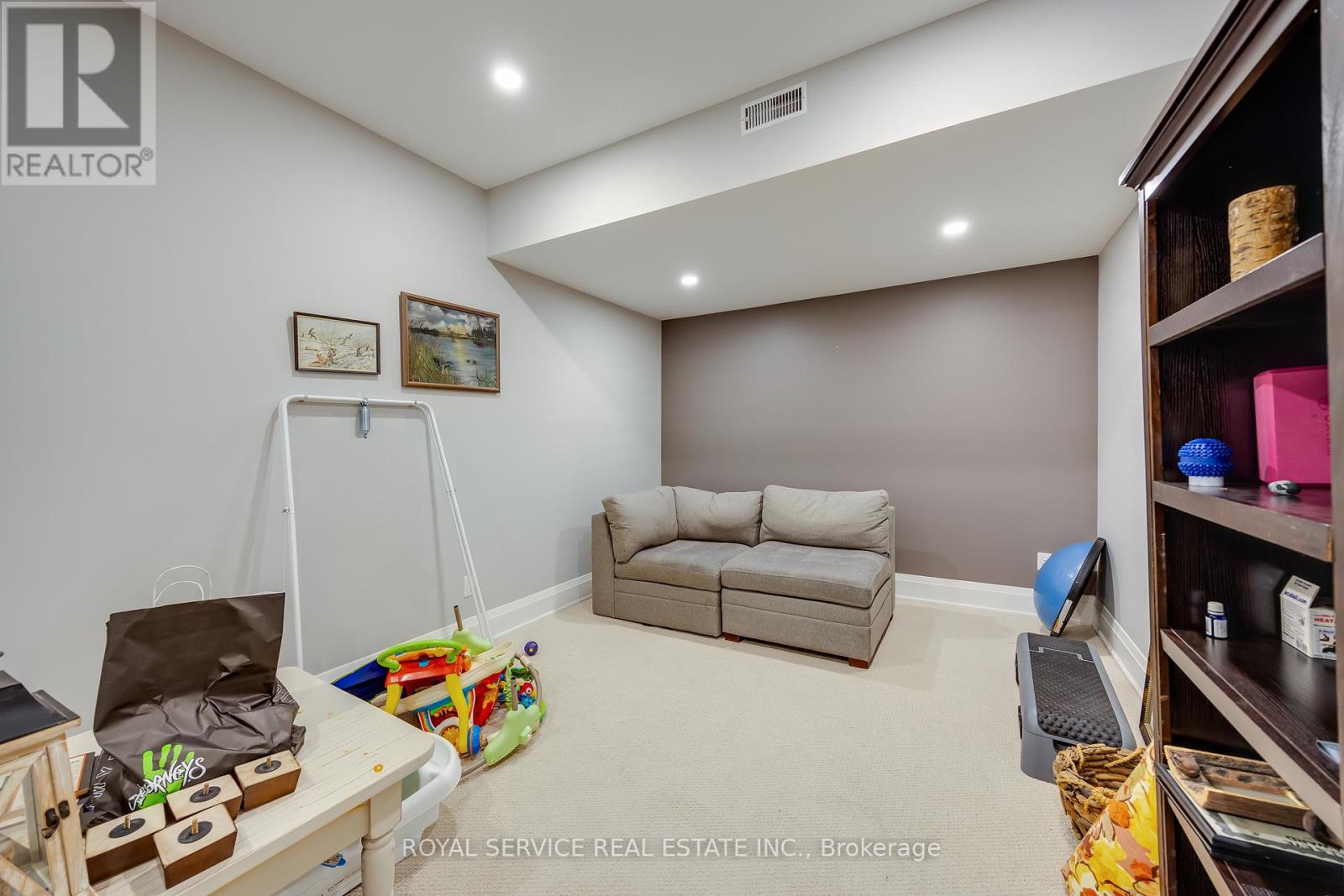 28 Rustlewood Avenue, Kawartha Lakes, Ontario  L0A 1A0 - Photo 36 - X12895024