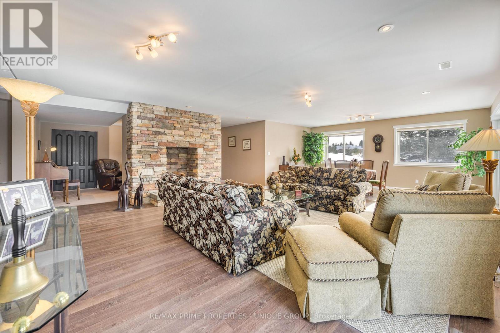 Photo 28 of 45 for 34241 Coursey Line