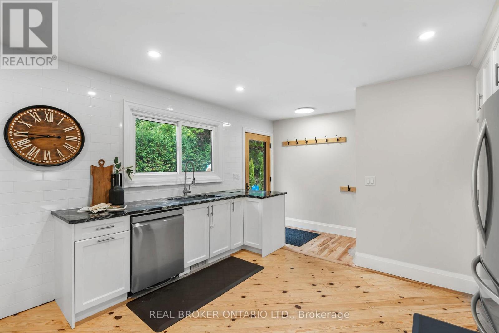 241 Maple Street, Uxbridge, Ontario  L9P 1A8 - Photo 17 - N12782656