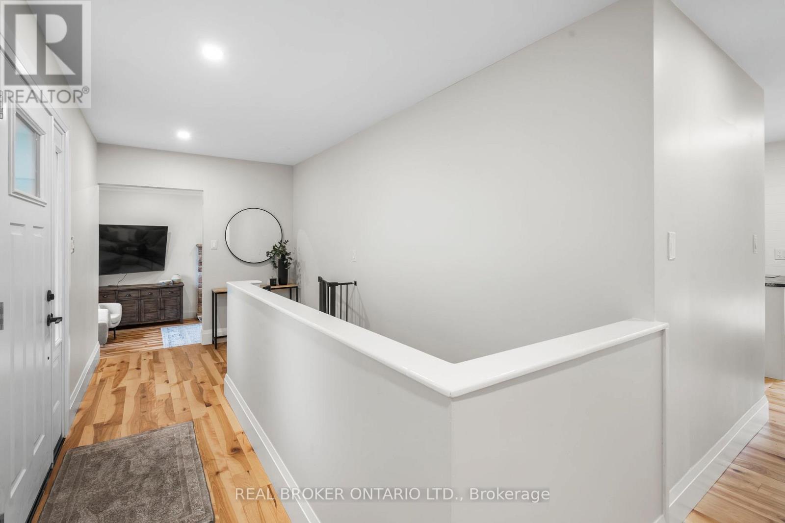 241 Maple Street, Uxbridge, Ontario  L9P 1A8 - Photo 7 - N12782656