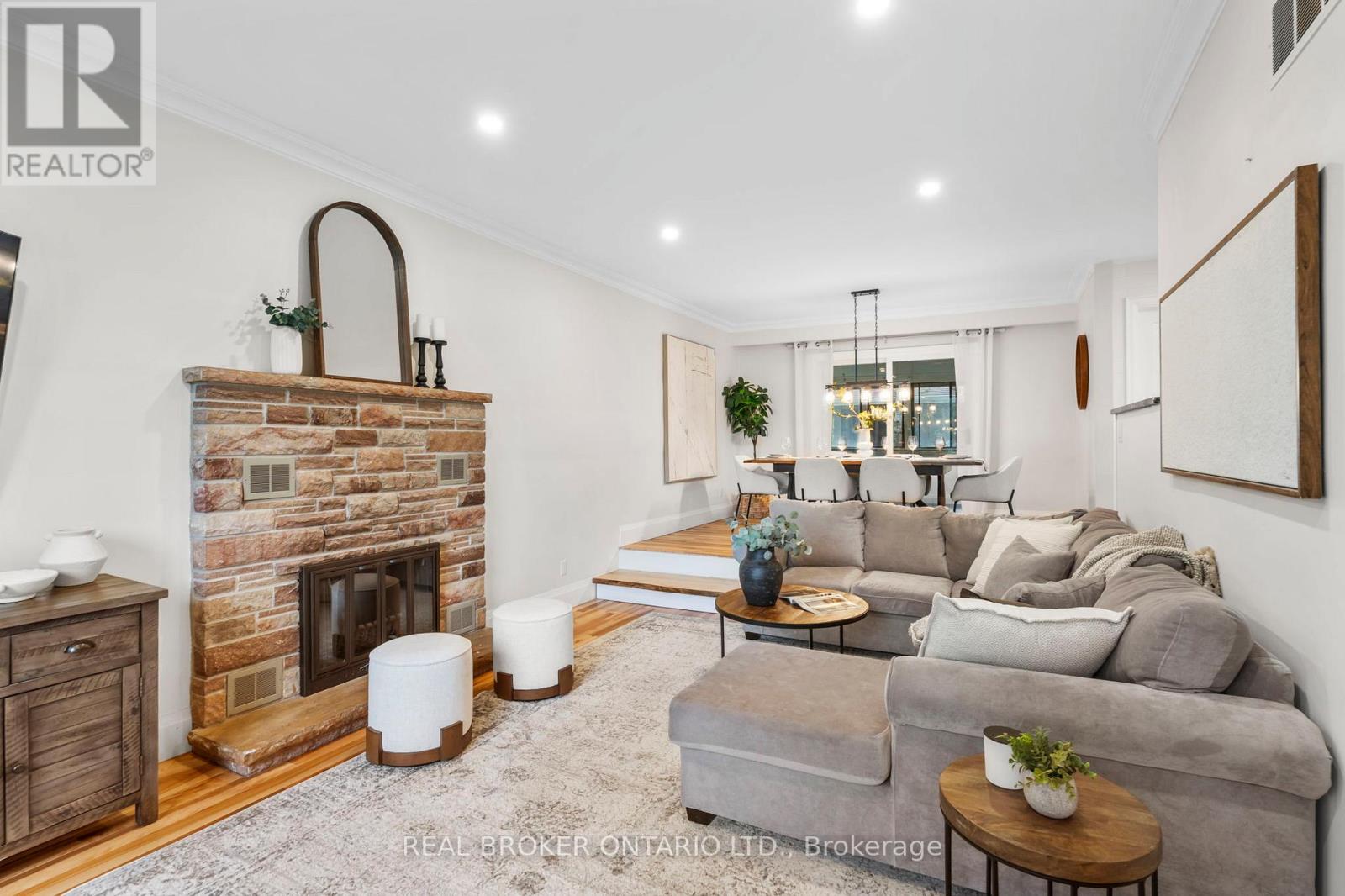 241 Maple Street, Uxbridge, Ontario  L9P 1A8 - Photo 8 - N12782656