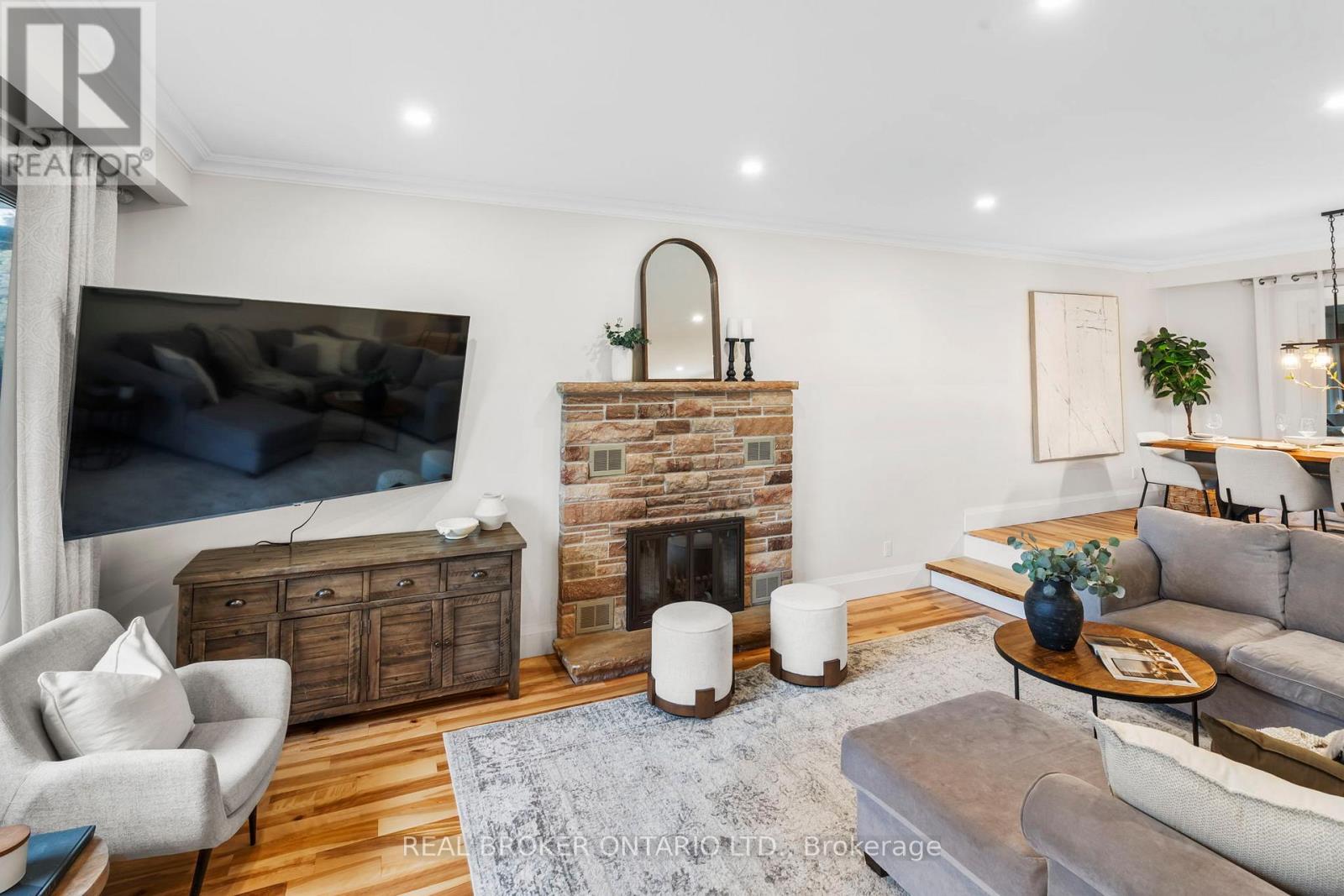 241 Maple Street, Uxbridge, Ontario  L9P 1A8 - Photo 9 - N12782656