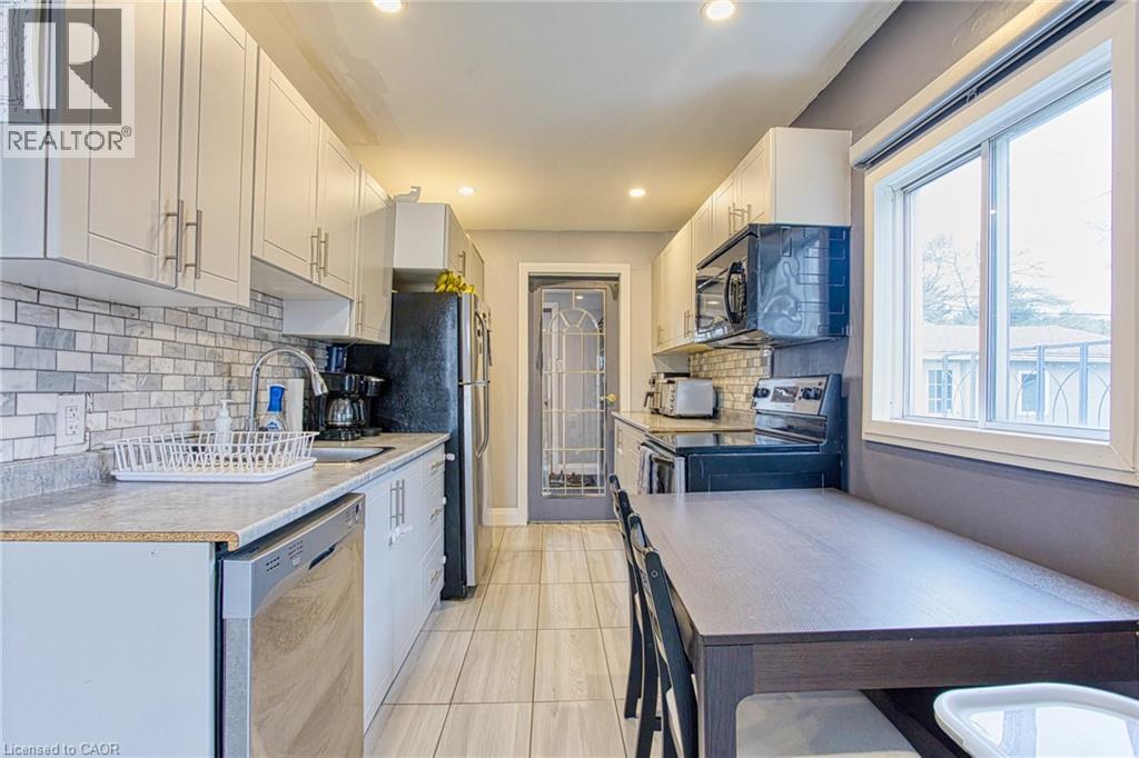 352 Fairfield Avenue, Hamilton, Ontario  L8H 5H8 - Photo 11 - 40821675