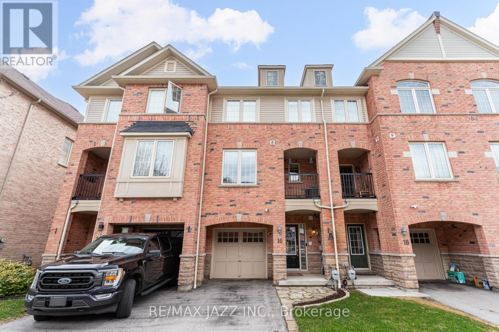 16 CLOWES STREET, Ajax, Ontario