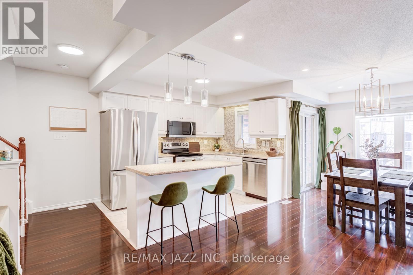 16 Clowes Street, Ajax, Ontario  L1Z 0K9 - Photo 13 - E13024190