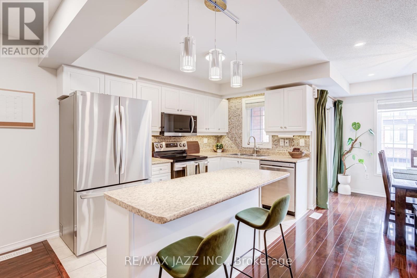 16 Clowes Street, Ajax, Ontario  L1Z 0K9 - Photo 16 - E13024190