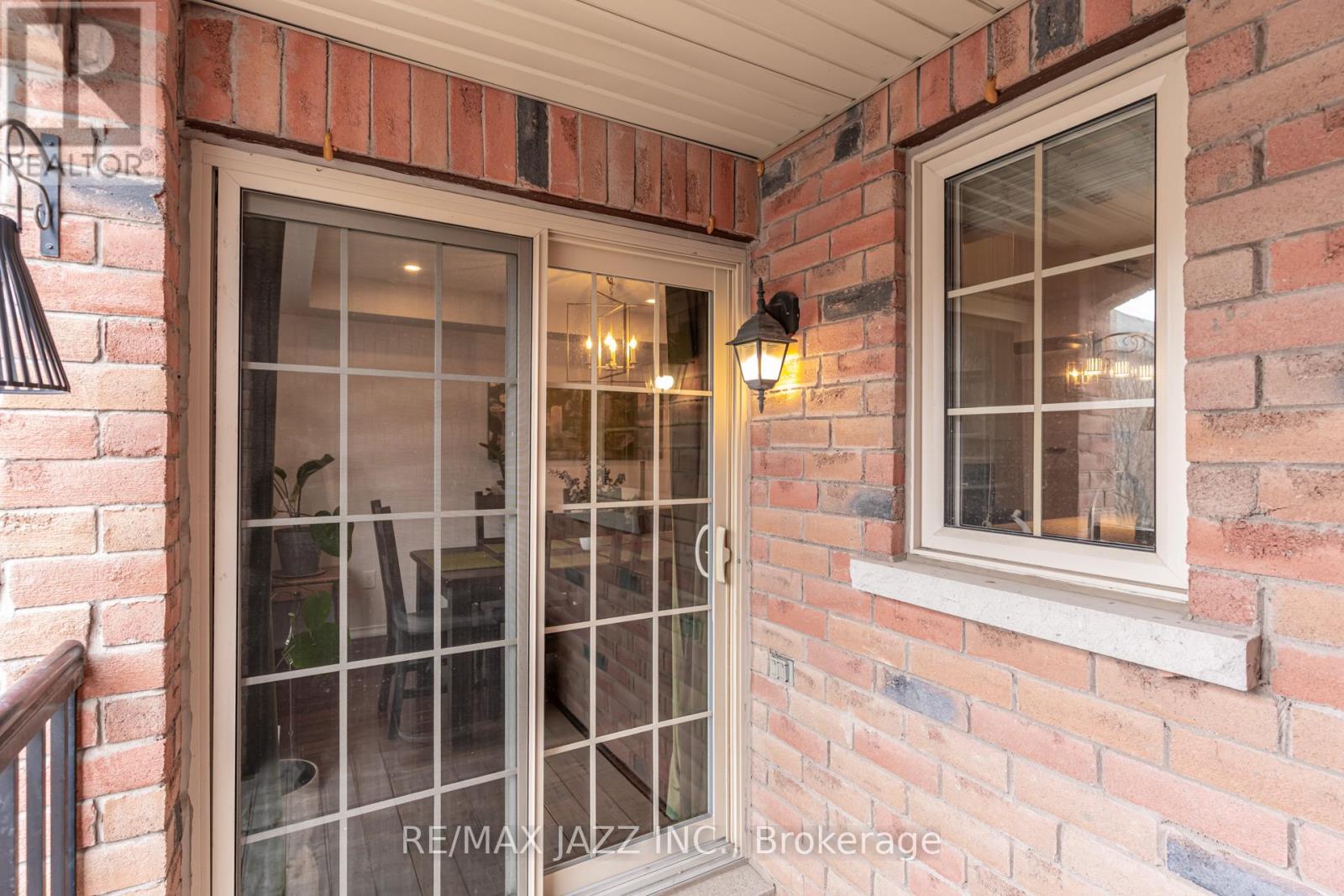 16 Clowes Street, Ajax, Ontario  L1Z 0K9 - Photo 47 - E13024190