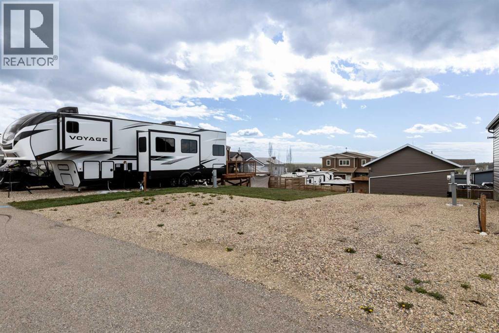 5059, 25054 South Pine Lake Road, Rural Red Deer County, Alberta  T0M 1S0 - Photo 4 - A2293793