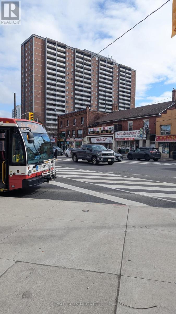 15 A - 1901 Weston Road, Toronto, Ontario  M9N 3P5 - Photo 12 - W12915616