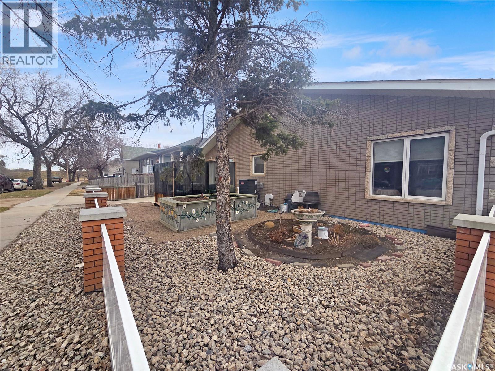 A&b 125 2nd Avenue NE, Moose Jaw, Saskatchewan  S6H 2A2 - Photo 32 - SK027839