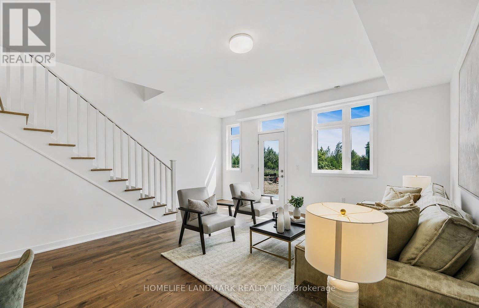 3058 Trailside Drive, Oakville, Ontario  L6M 4M2 - Photo 4 - W13021564