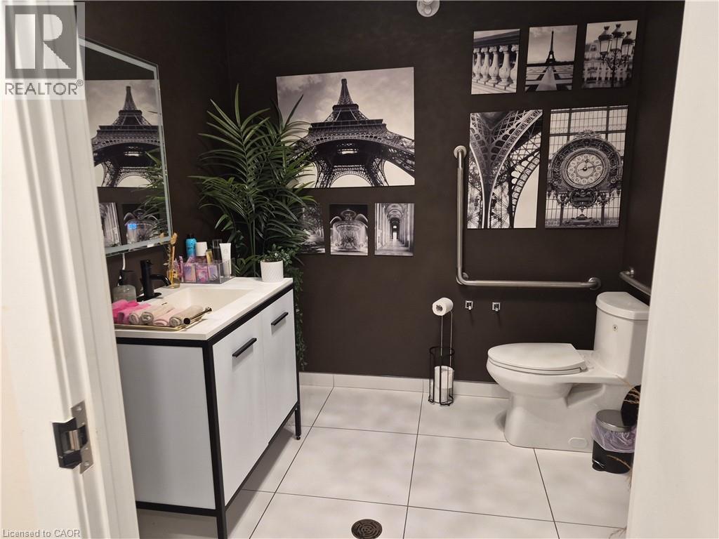 446 Winston Road, Grimsby, Ontario  L3M 0H2 - Photo 8 - 40815093