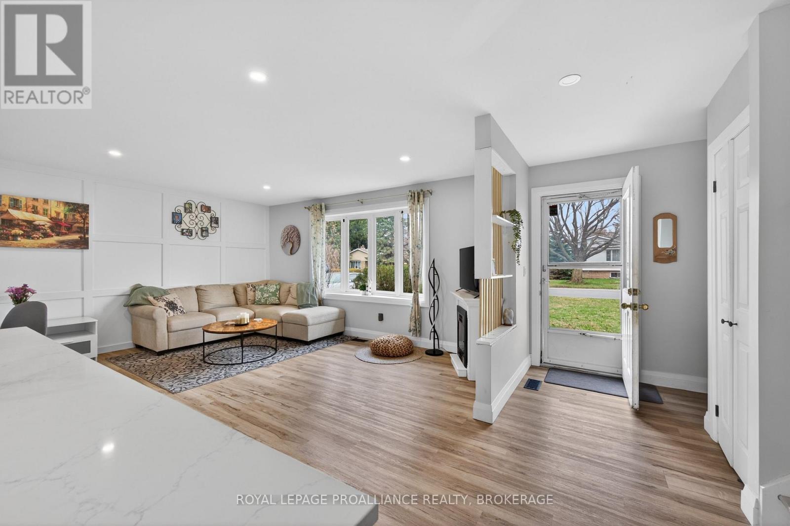 931 Auden Park Drive, Kingston, Ontario  K7M 4T8 - Photo 3 - X13024028