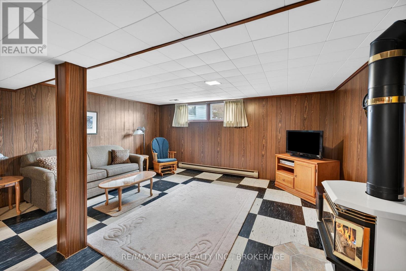 30 Oxford Crescent, Loyalist, Ontario  K7N 1P9 - Photo 22 - X13024144