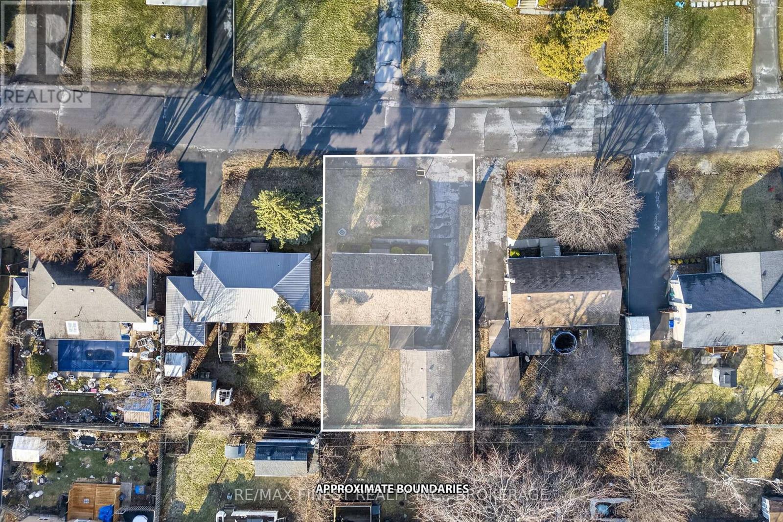 30 Oxford Crescent, Loyalist, Ontario  K7N 1P9 - Photo 30 - X13024144