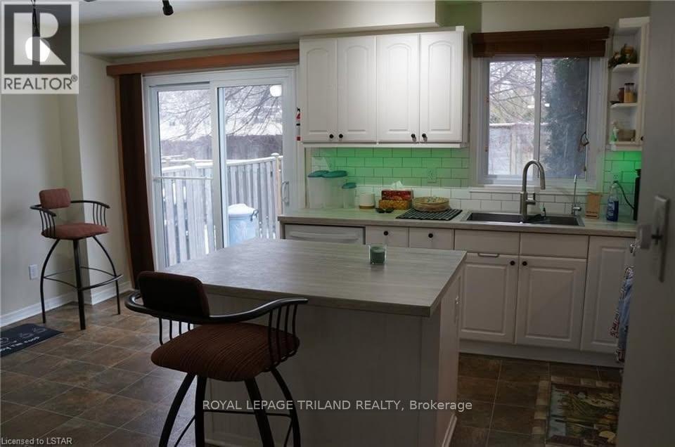 260 Monmore Road, London North, Ontario  N6G 3A6 - Photo 4 - X13024224