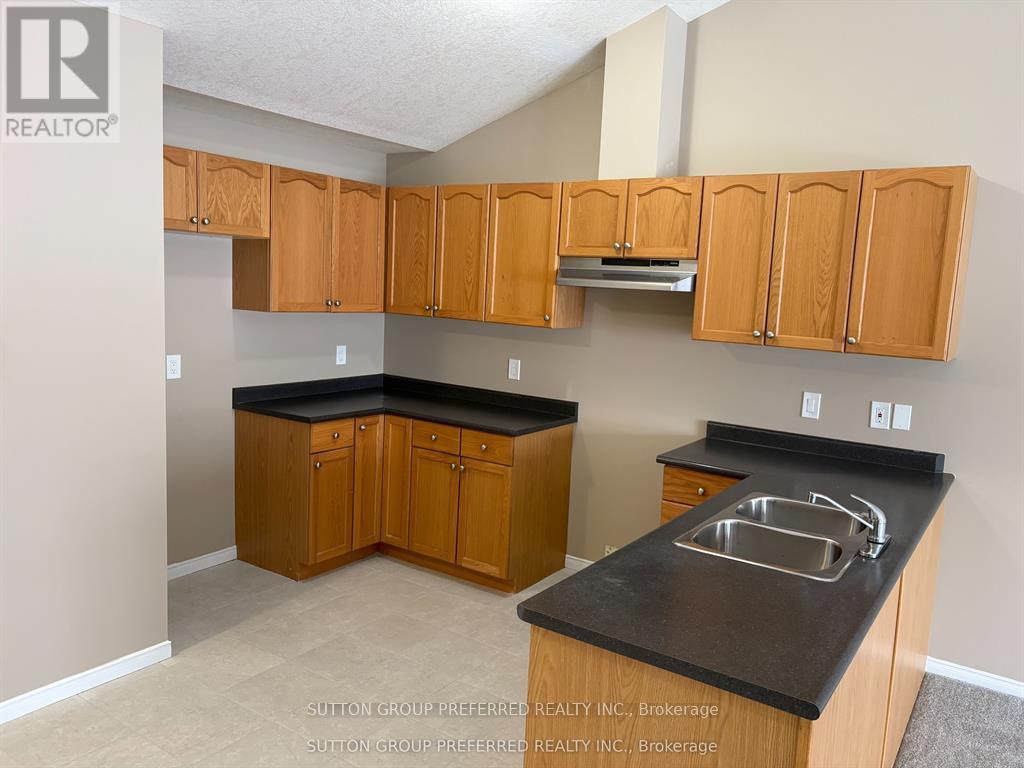 15 - 1853 Blackwater Road S, London North, Ontario  N5V 3N7 - Photo 4 - X13024254