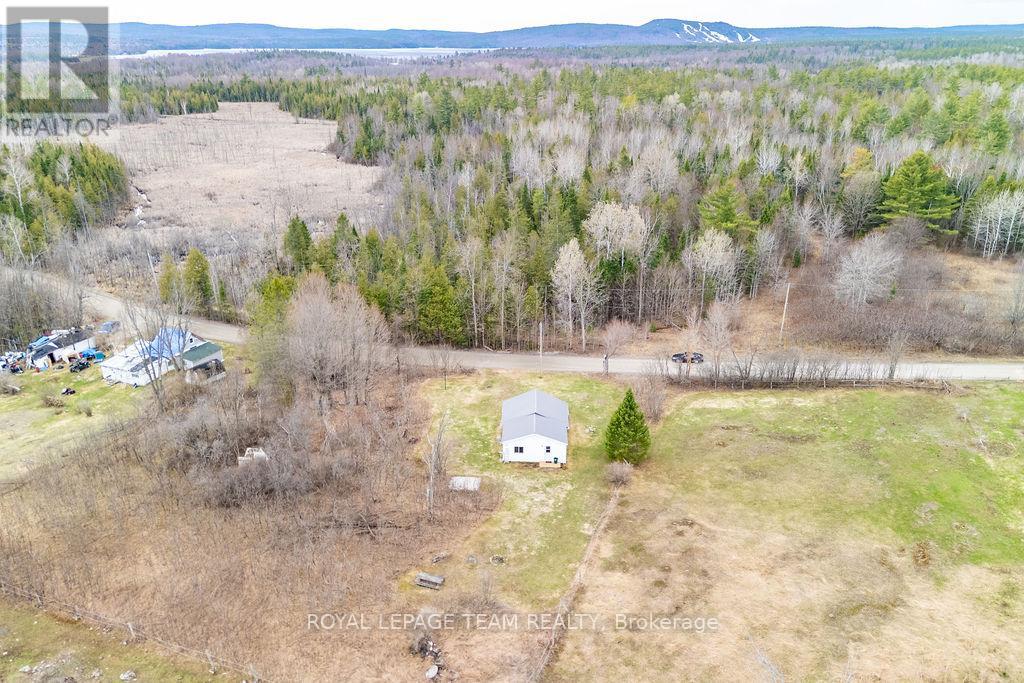5242 Murphy Road, Greater Madawaska, Ontario  K0J 1H0 - Photo 12 - X13023960
