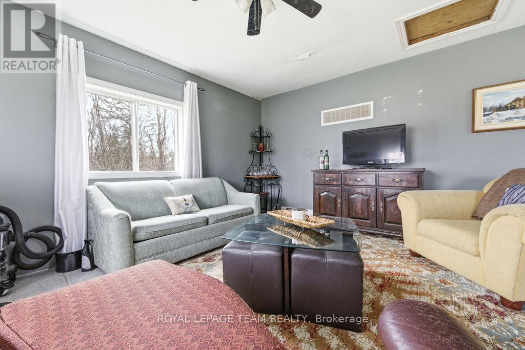 5242 Murphy Road, Greater Madawaska, Ontario  K0J 1H0 - Photo 36 - X13023960