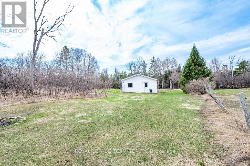 5242 Murphy Road, Greater Madawaska, Ontario  K0J 1H0 - Photo 7 - X13023960
