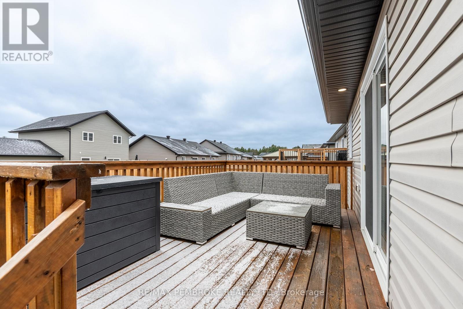 7 Drew Street, Petawawa, Ontario  K8H 0G9 - Photo 10 - X13023970