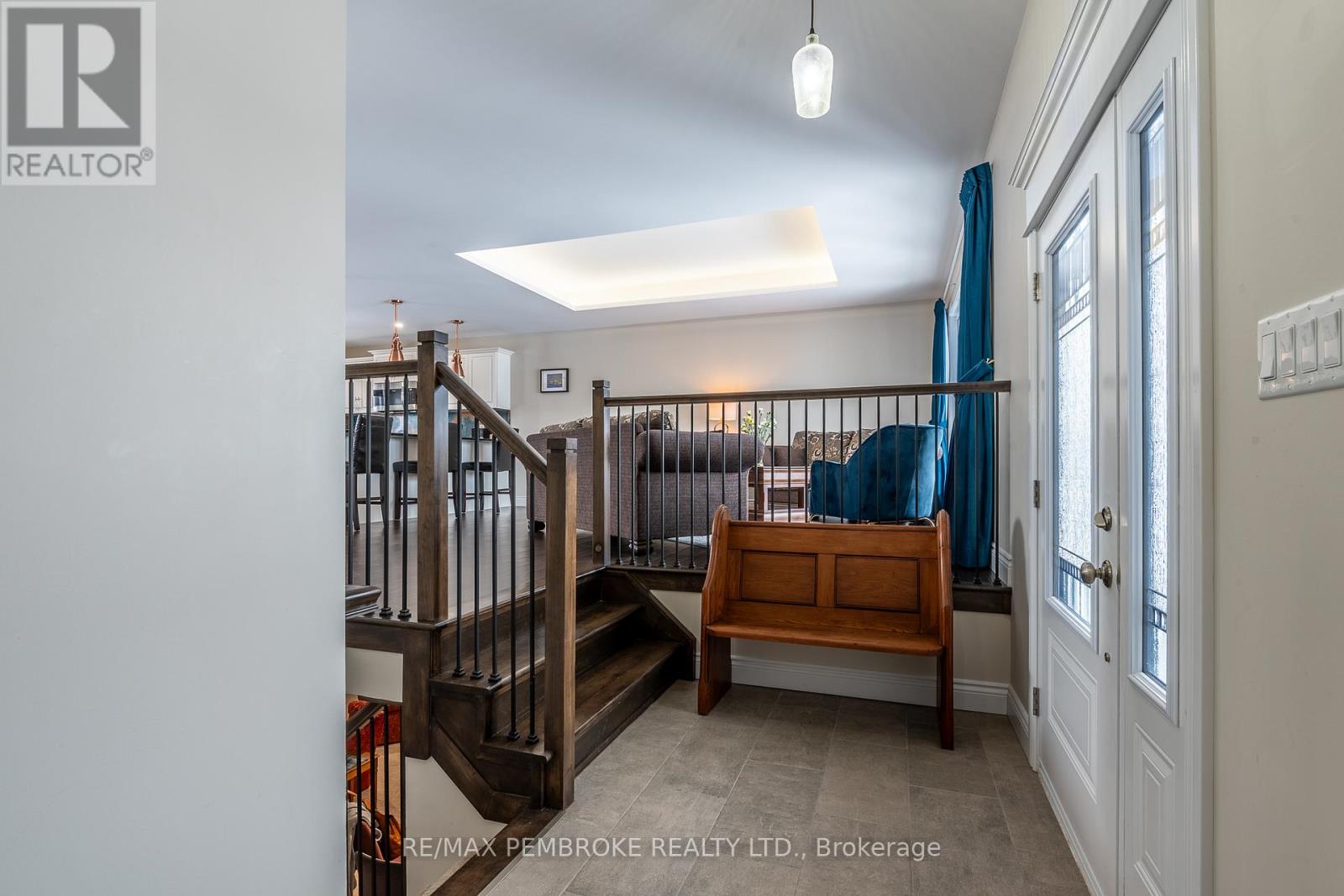 7 Drew Street, Petawawa, Ontario  K8H 0G9 - Photo 11 - X13023970