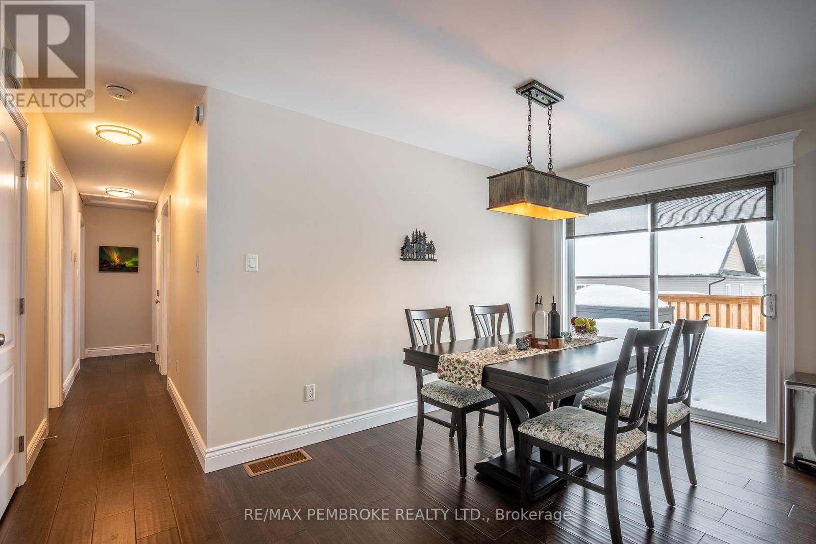 7 Drew Street, Petawawa, Ontario  K8H 0G9 - Photo 20 - X13023970