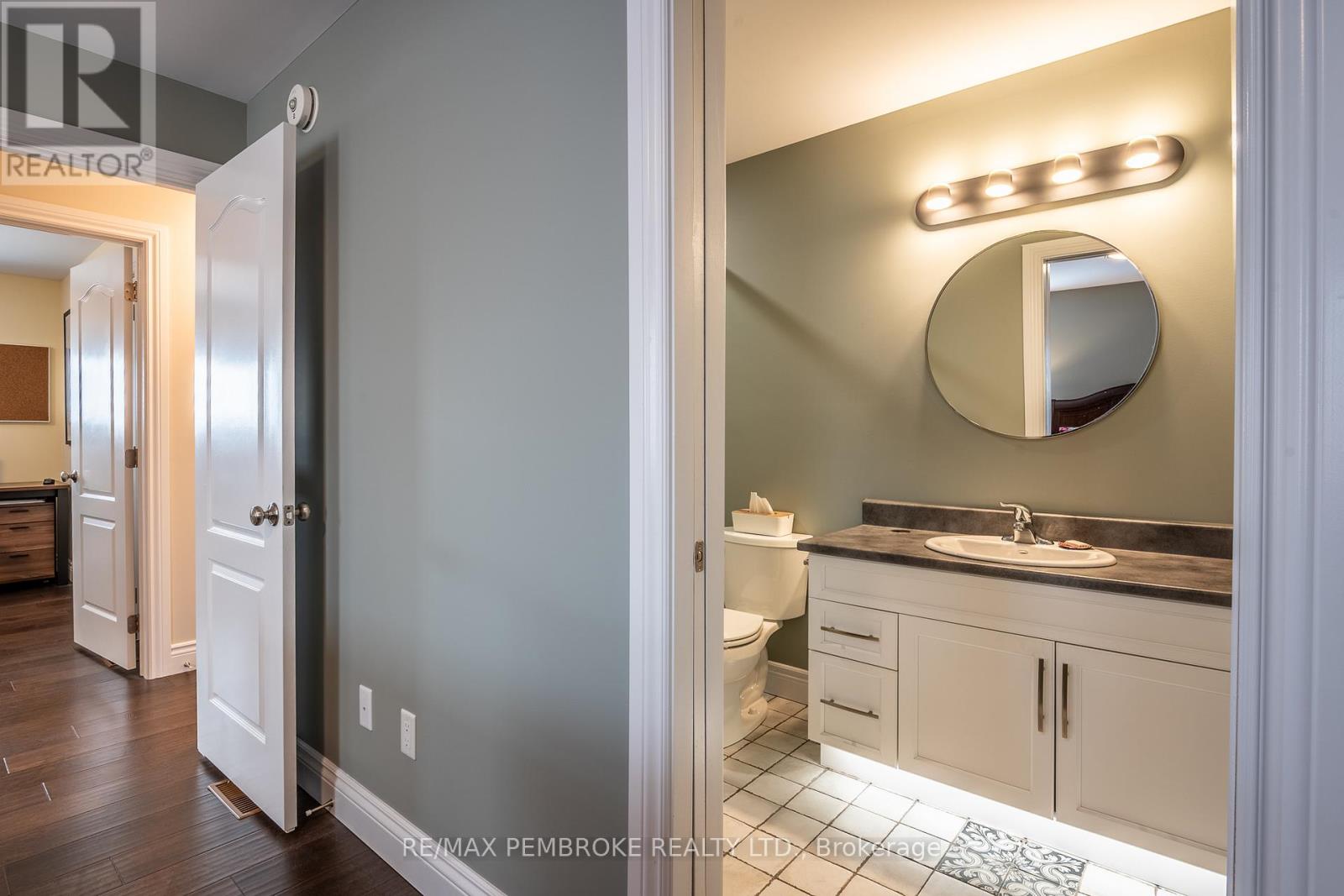 7 Drew Street, Petawawa, Ontario  K8H 0G9 - Photo 36 - X13023970