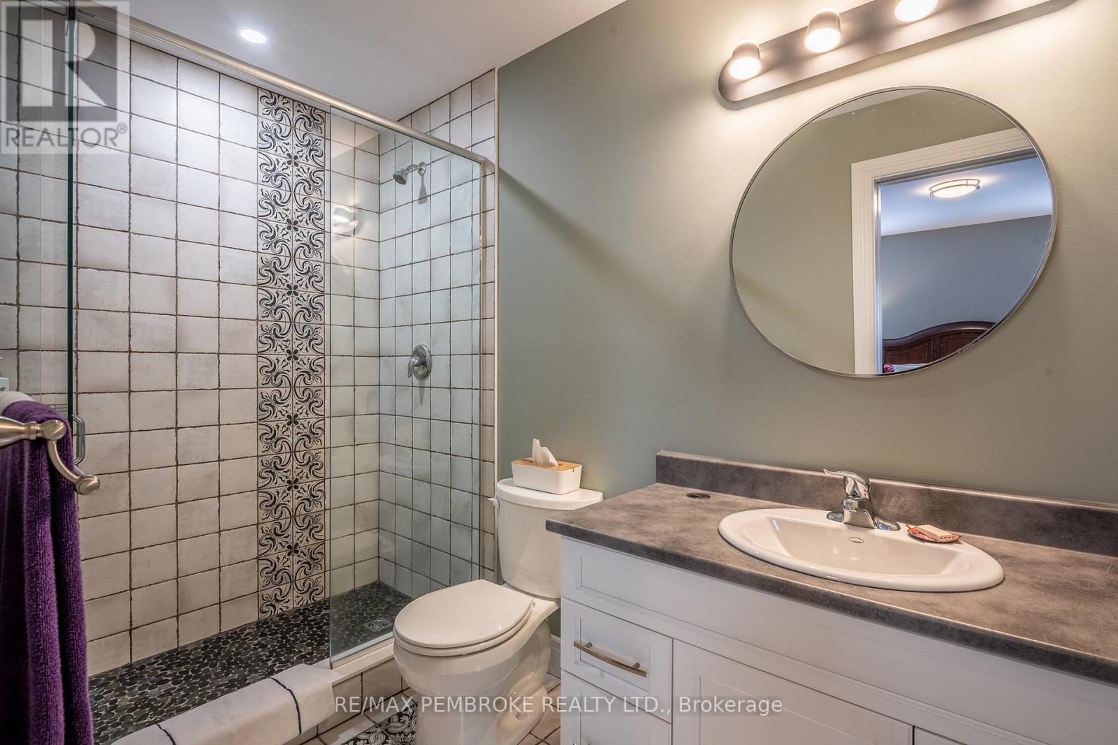 7 Drew Street, Petawawa, Ontario  K8H 0G9 - Photo 37 - X13023970