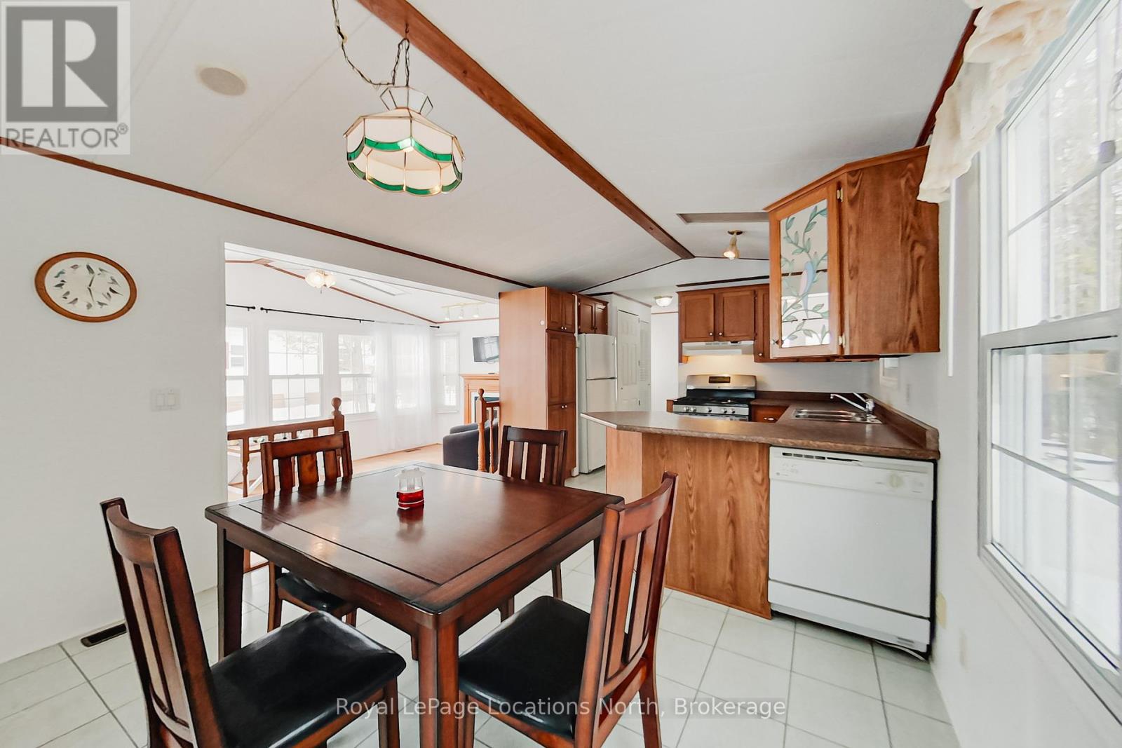 24 Prince Charles Avenue N, Springwater, Ontario  L0L 1P0 - Photo 28 - S12901452