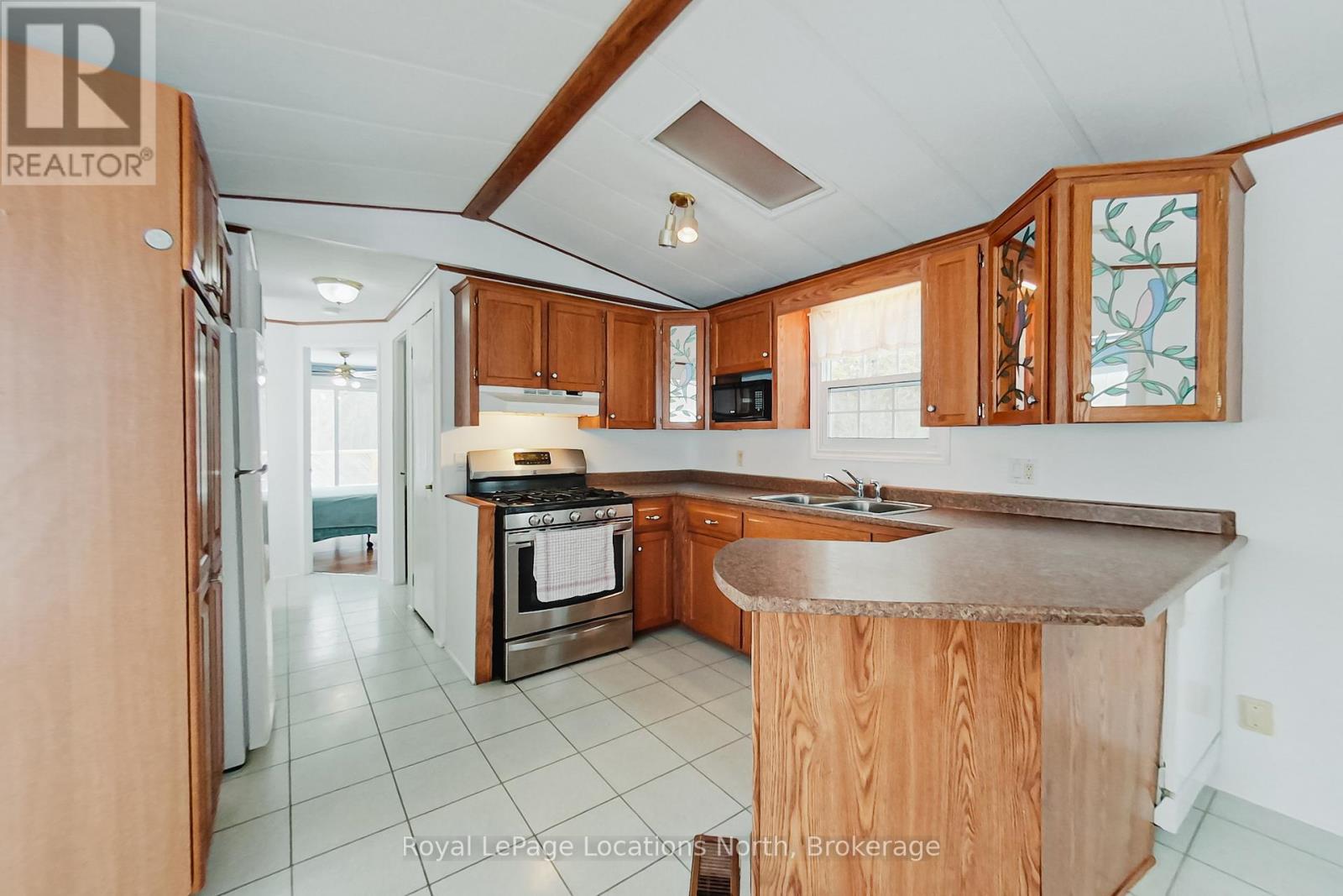 24 Prince Charles Avenue N, Springwater, Ontario  L0L 1P0 - Photo 29 - S12901452