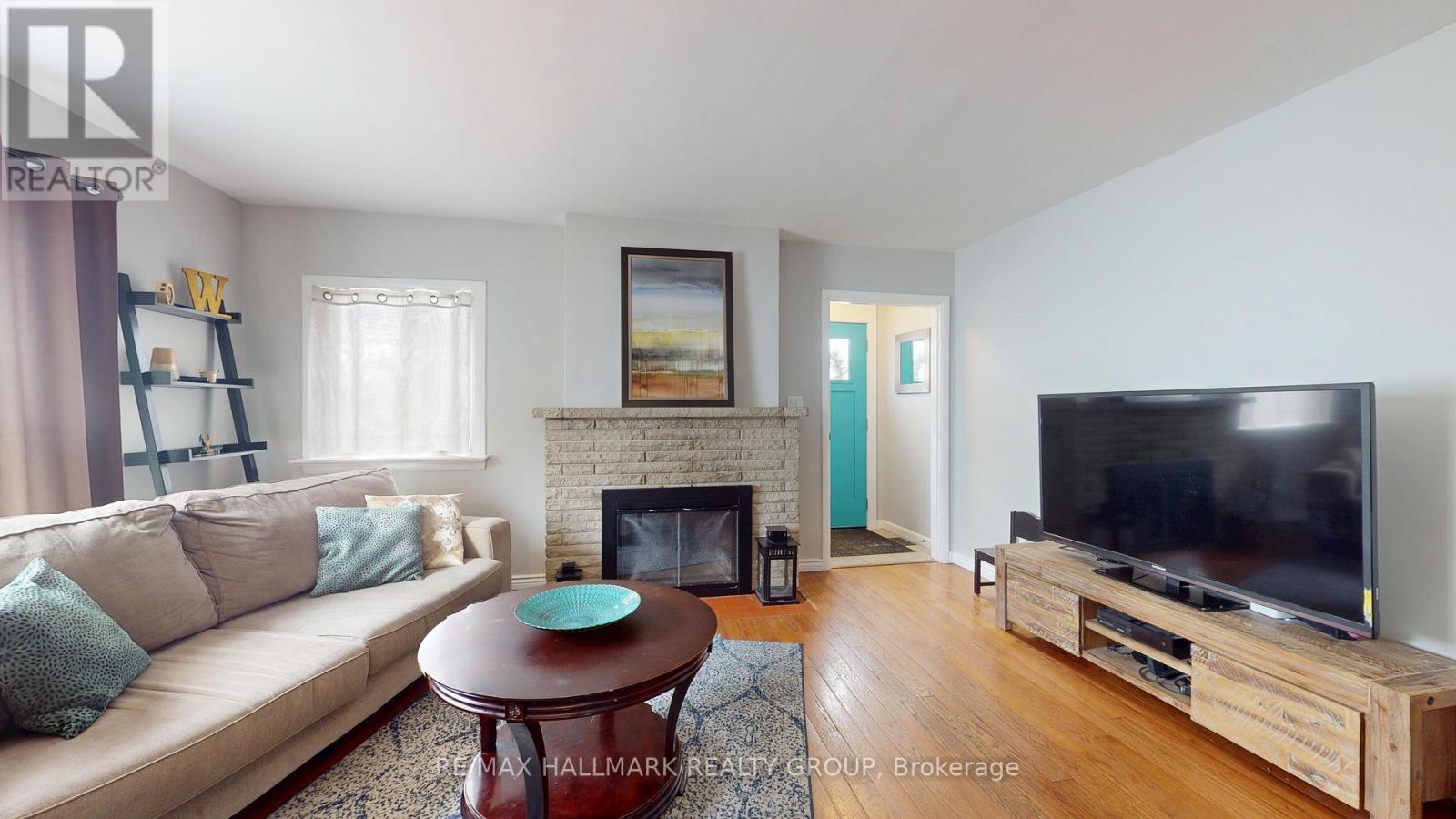 24 Schofield Avenue, Brockville, Ontario  K6V 4M5 - Photo 2 - X13024010