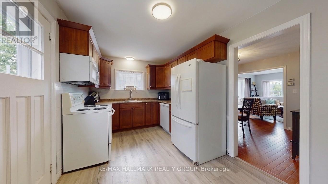 24 Schofield Avenue, Brockville, Ontario  K6V 4M5 - Photo 9 - X13024010