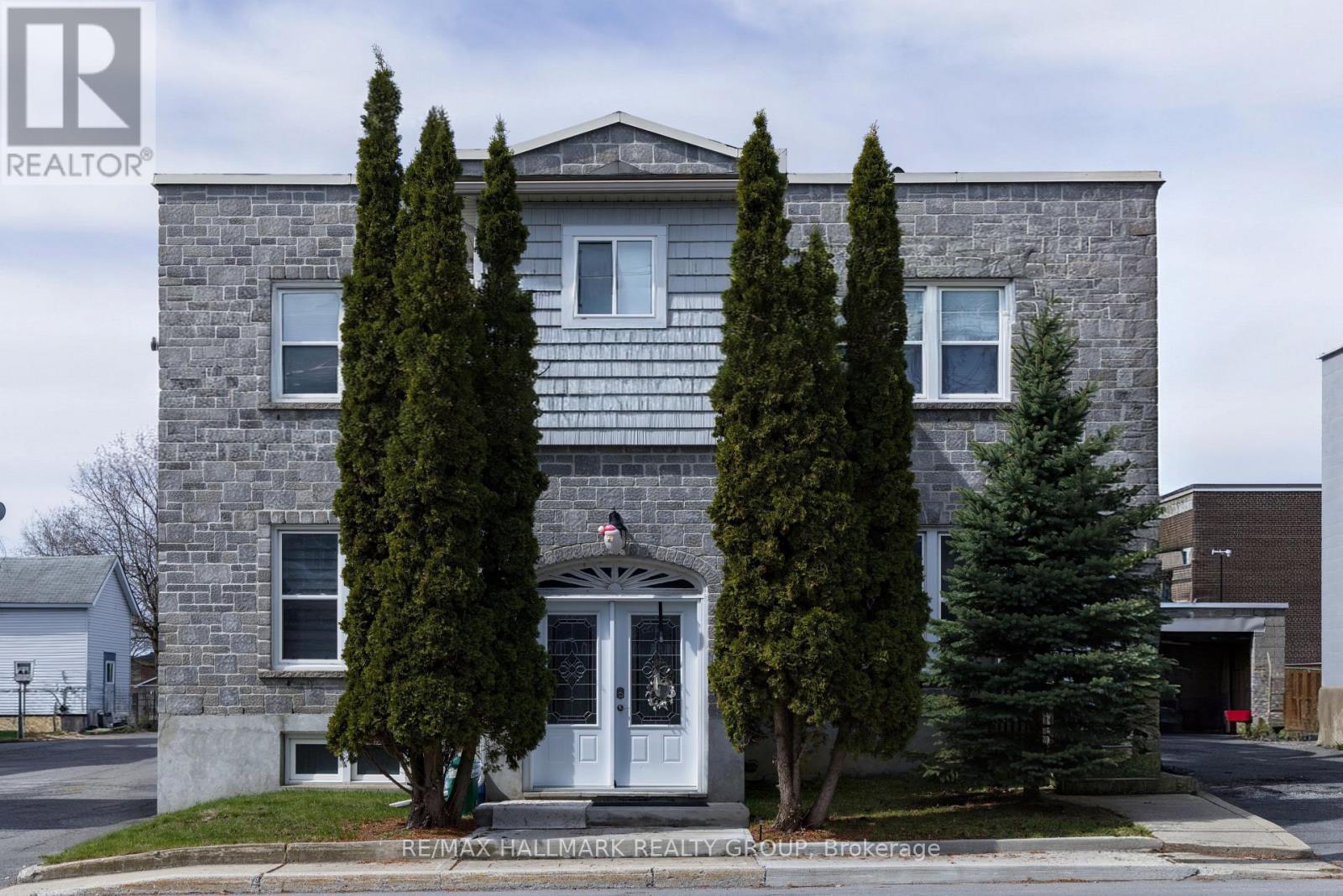 326 AUGUSTUS STREET, Cornwall, Ontario