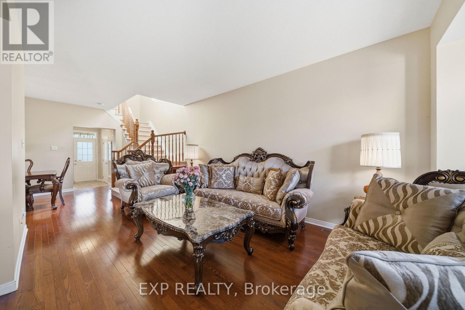 587 Pepperville Crescent, Ottawa, Ontario  K2M 0E7 - Photo 4 - X13024172