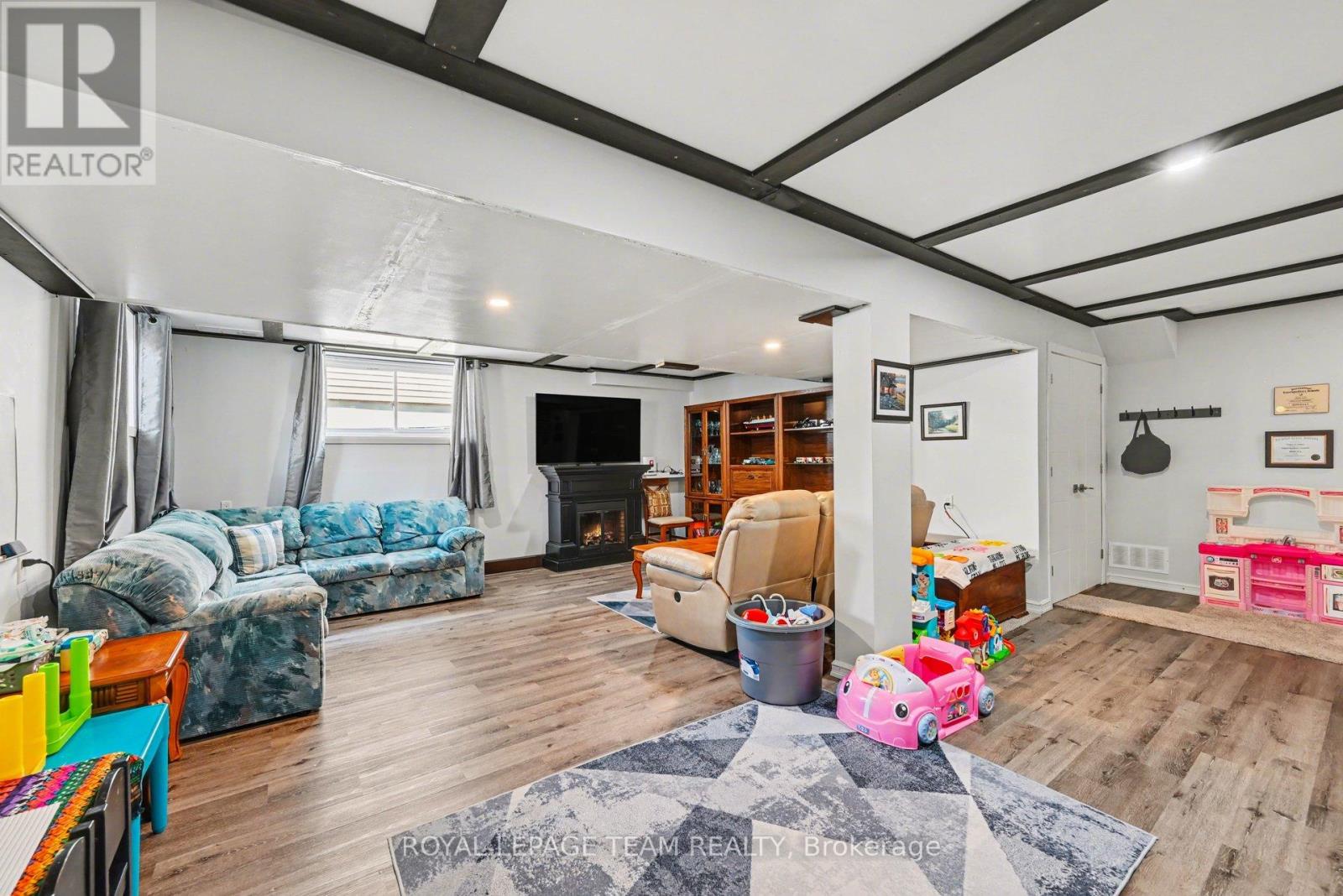 442 Arora Crescent, North Dundas, Ontario  K0C 2K0 - Photo 19 - X13024246