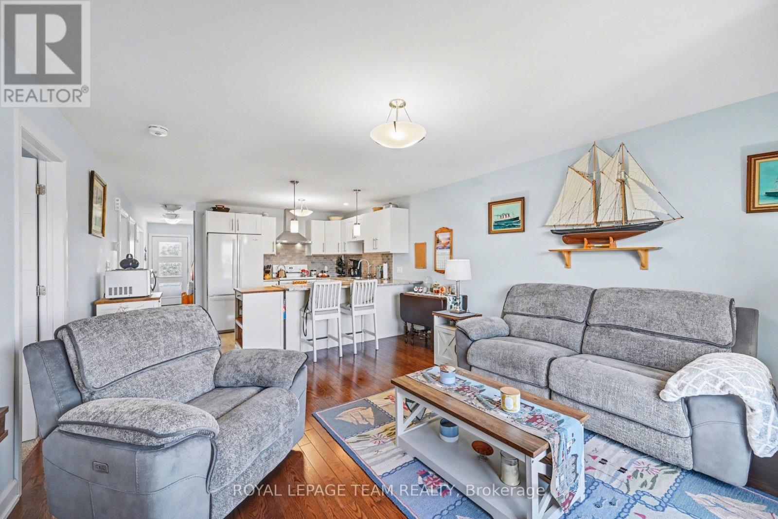 442 Arora Crescent, North Dundas, Ontario  K0C 2K0 - Photo 4 - X13024246